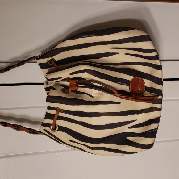 Dooney & Bourke zebra patterned drawstring bag - Picture 1 of 5